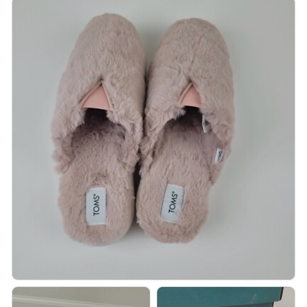 TOMS Women's Pink Fuzzy Slippers